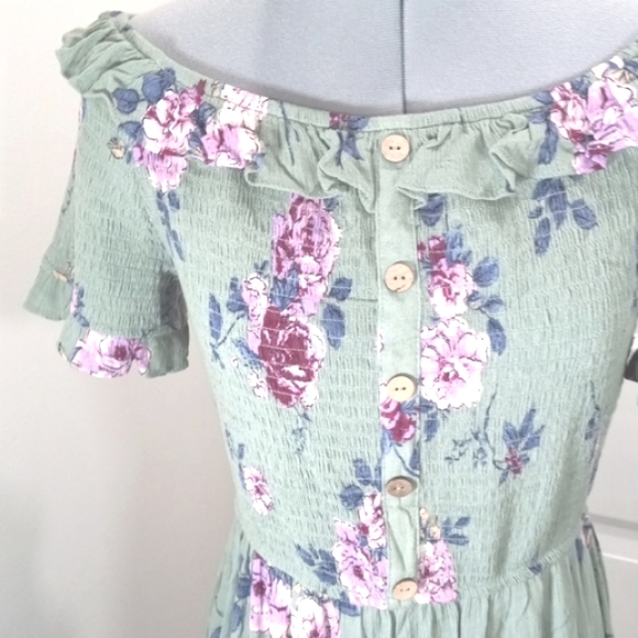 Xhilaration Sz Med, Green/pink/ burgandy  Floral Dress midi - Picture 3 of 7